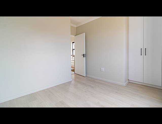 3 BEDROOM SECTIONAL TITLE FOR SALE IN THATCHFIELD RIDGE